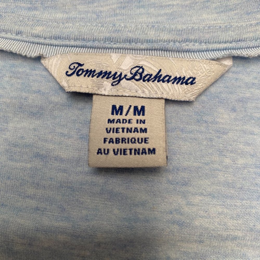 Tommy Bahama - Light Blue Soft Short Sleeve Tee, Size M - Picture 4 of 4